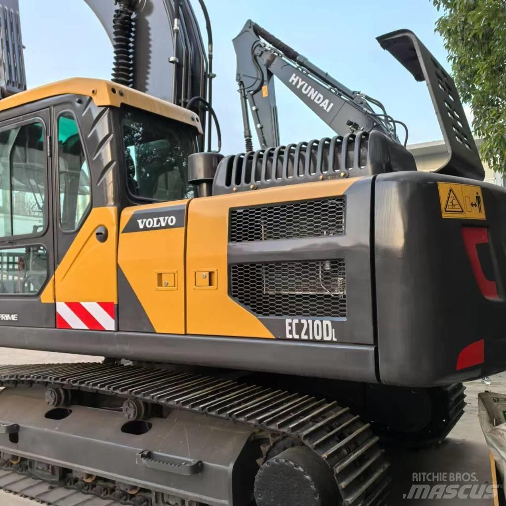 Volvo EC 210 D 中型油圧ショベル 7ｔ-12ｔ（ユンボ・パワーショベル・バックホー）