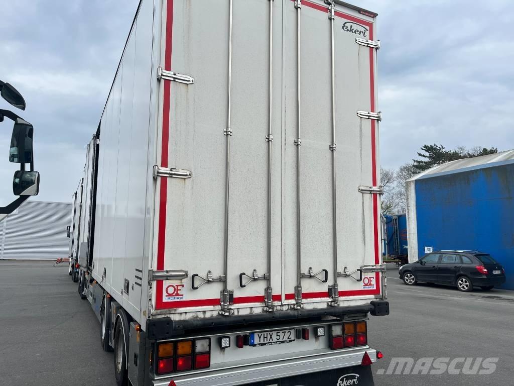 Ekeri X ボックスボディートレーラー