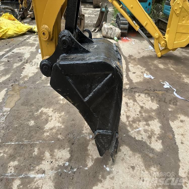 CAT 303.5 E ミニ油圧ショベル 7t以下（ミニユンボ・ミニディガー）