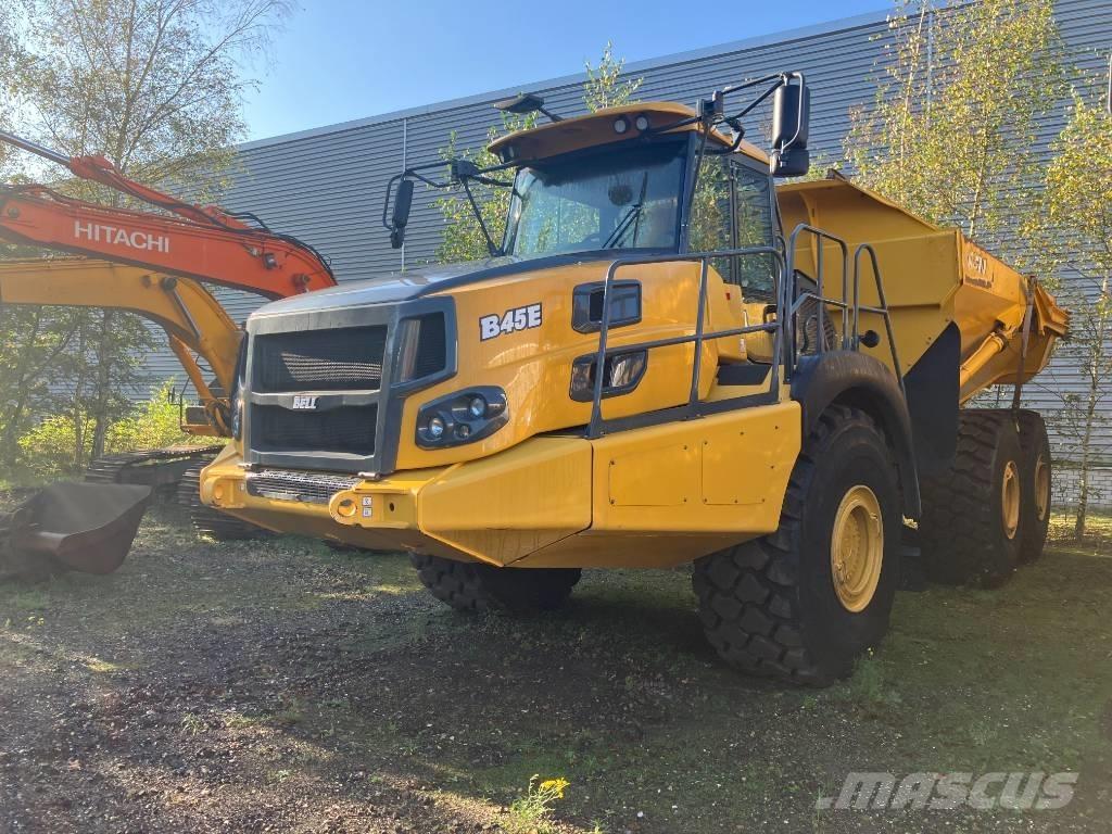 Bell B45E 6x6 アーティキュレート式ダンプトラック