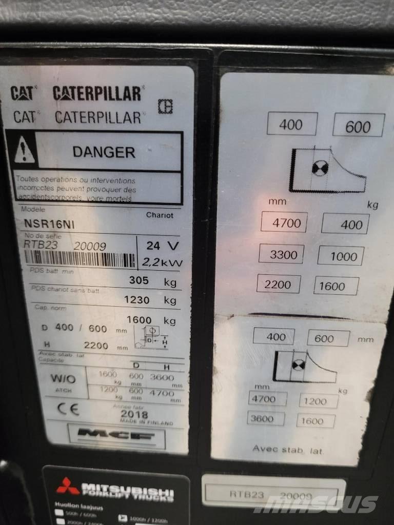 CAT NSR 16NI 自走式スタッカー