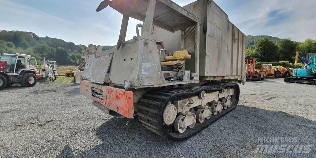 Morooka Kalksteuer 特殊運搬車