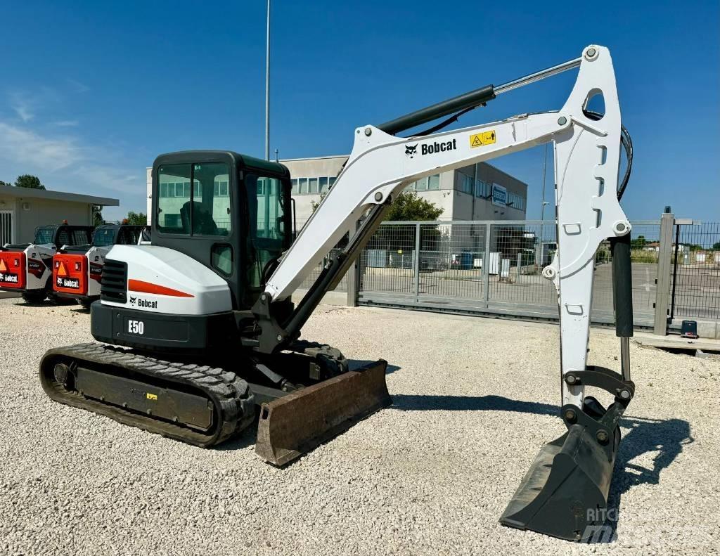 Bobcat E 50 EM ミニ油圧ショベル 7t以下（ミニユンボ・ミニディガー）