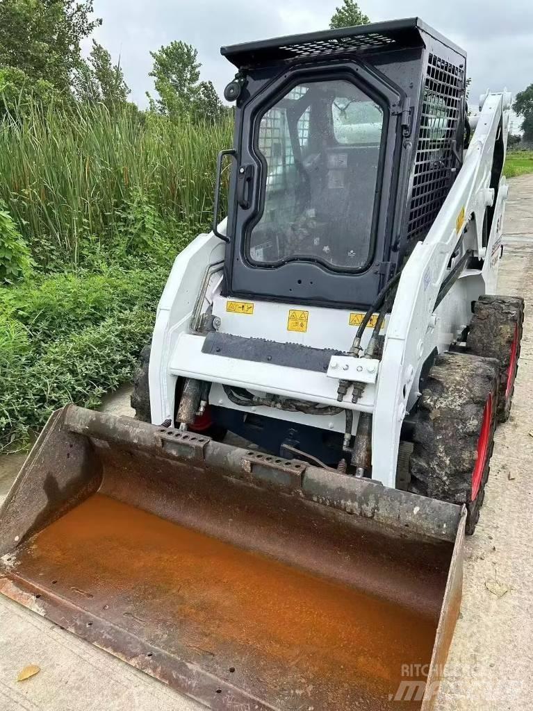Bobcat S 18 スキッドステアローダー