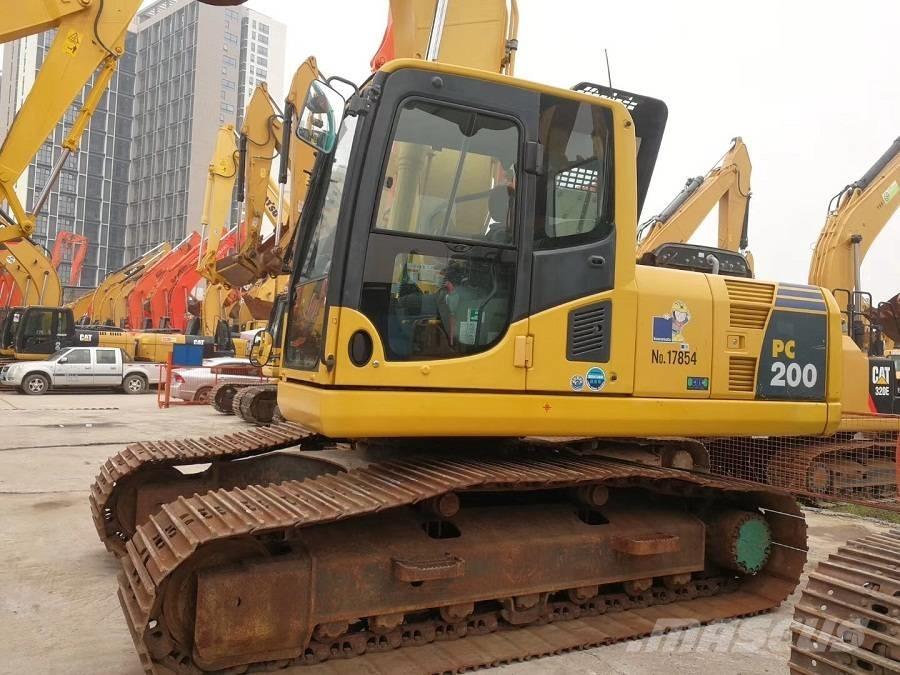 Komatsu pc200-8 大型油圧ショベル12t以上（パワーショベル・ユンボ）
