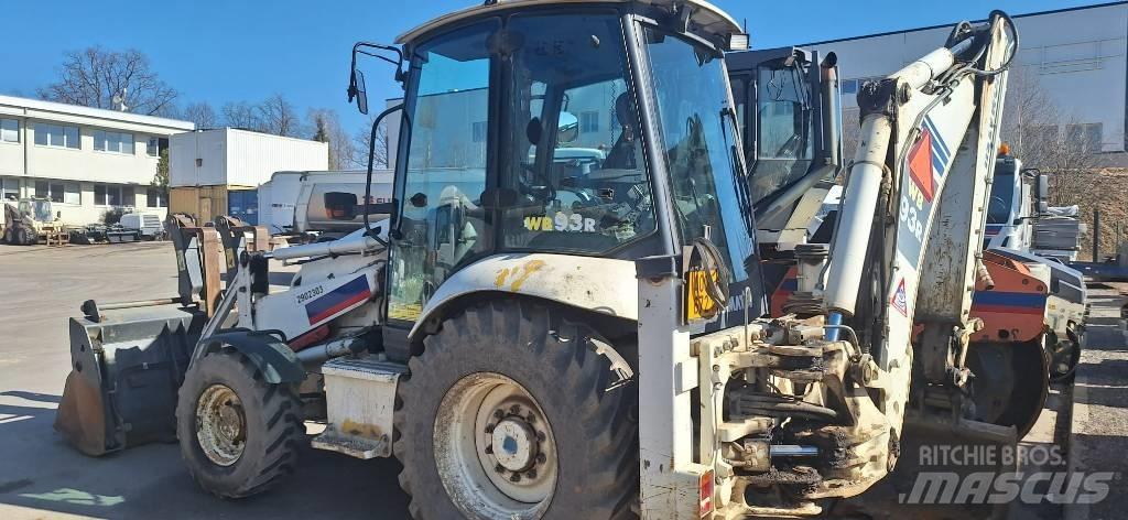Komatsu WB 93 R-5 バックホーローダー