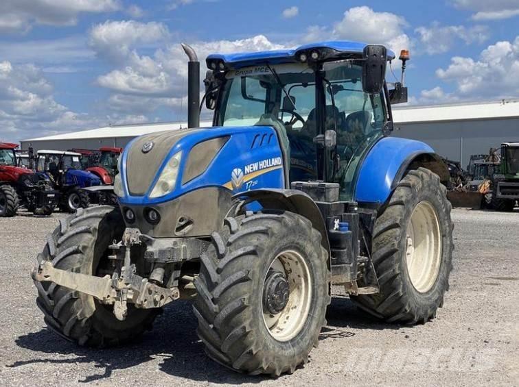 New Holland T7.210 トラクター