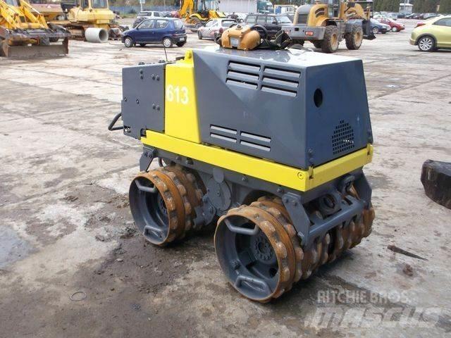 Bomag BMP 851 プレートコンパクター