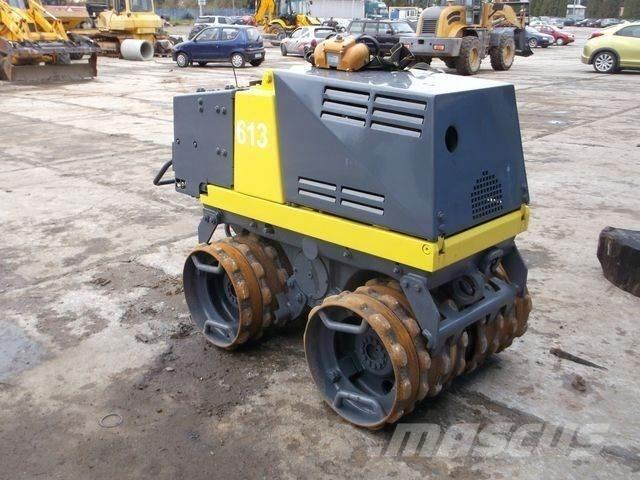 Bomag BMP 851 プレートコンパクター