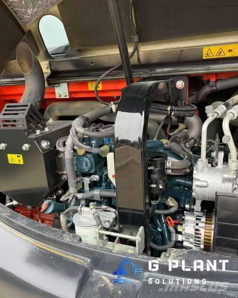 Kubota KX 080-5 中型油圧ショベル 7ｔ-12ｔ（ユンボ・パワーショベル・バックホー）