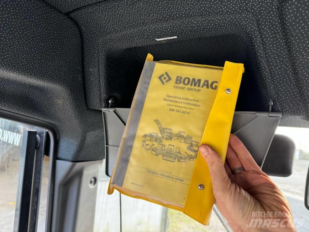 Bomag BW 141 AD-5 タンデムローラ