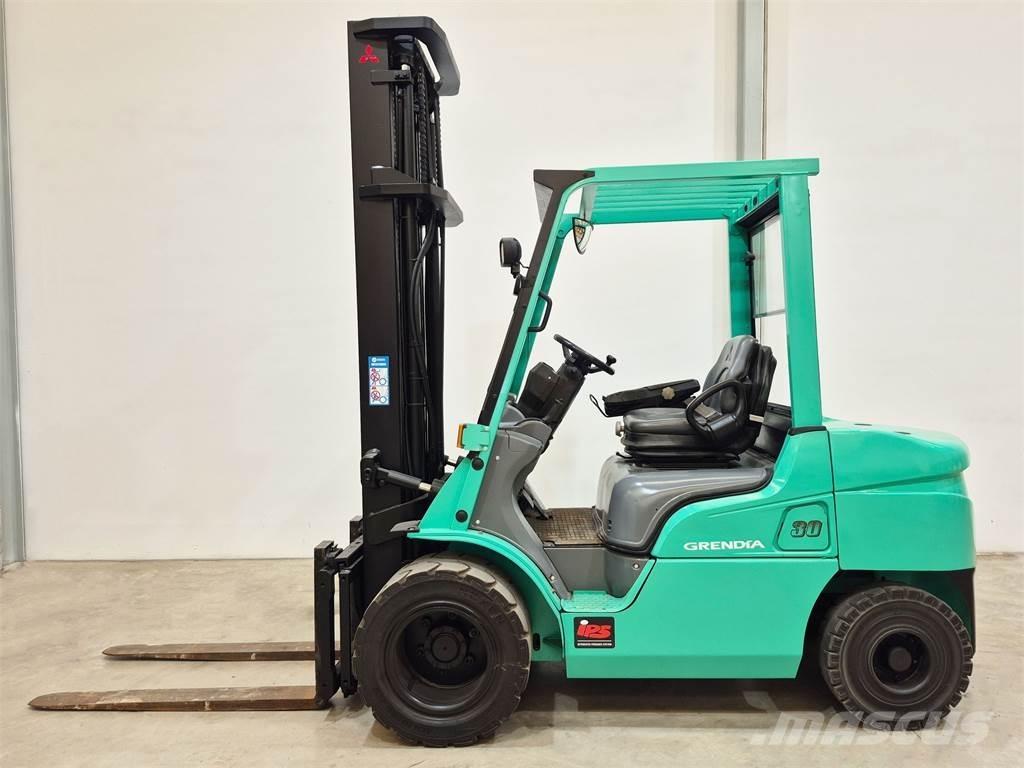 Mitsubishi FD30NTD ディーゼル・軽油