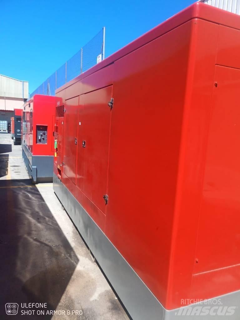 Himoinsa HSW 500 T5 ディーゼル発電機