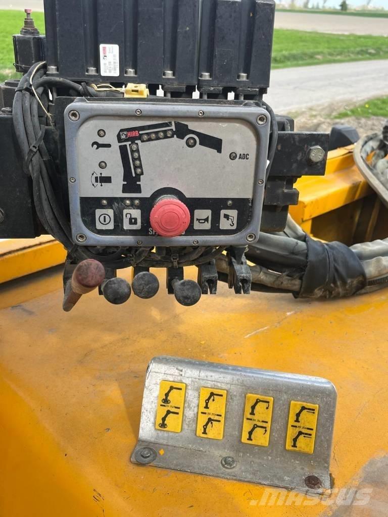 Morooka MST 1500 キャリアダンプ