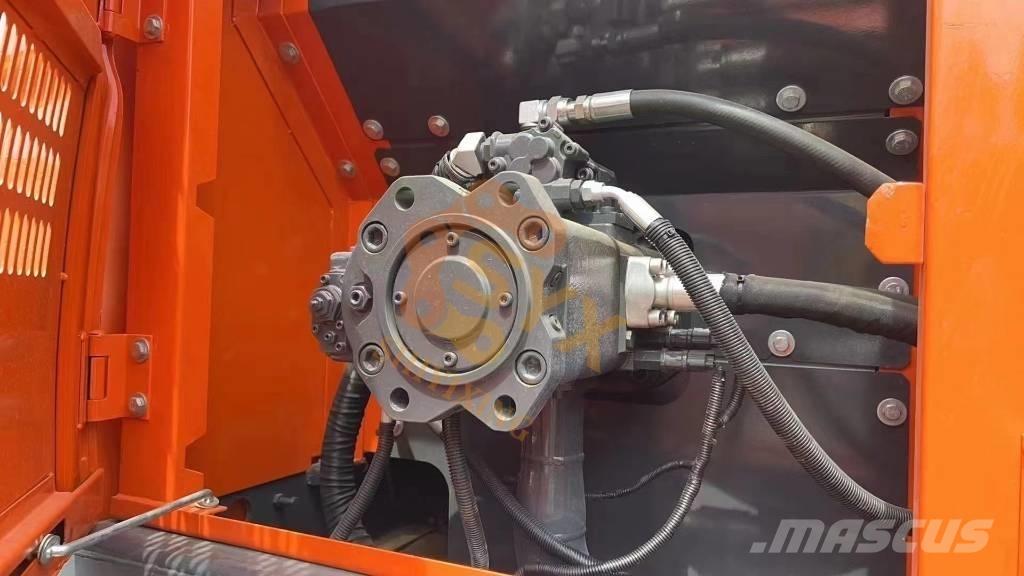 Doosan DX 225 LC 大型油圧ショベル12t以上（パワーショベル・ユンボ）