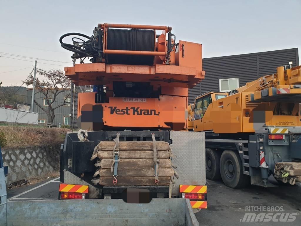 Demag AC 200 オールテレーンクレーン