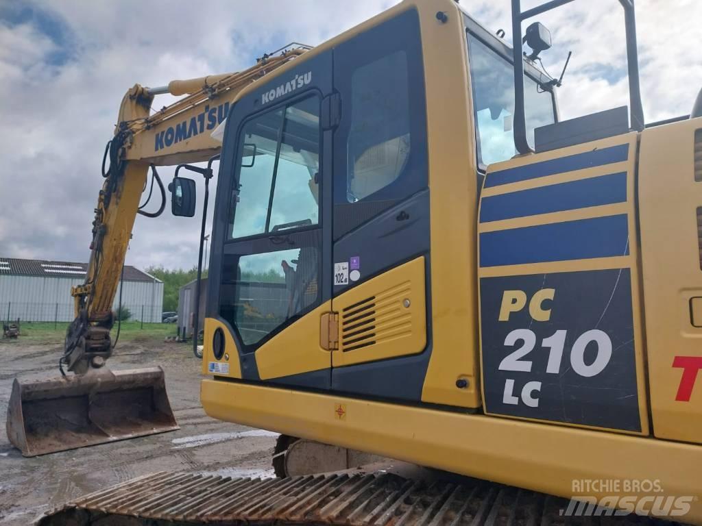 Komatsu PC210LC-10 大型油圧ショベル12t以上（パワーショベル・ユンボ）