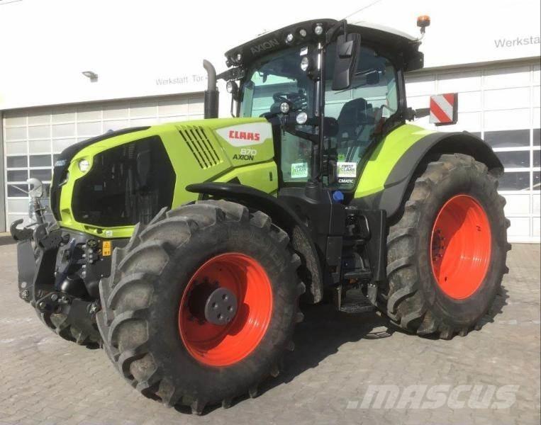 CLAAS AXION 870 トラクター