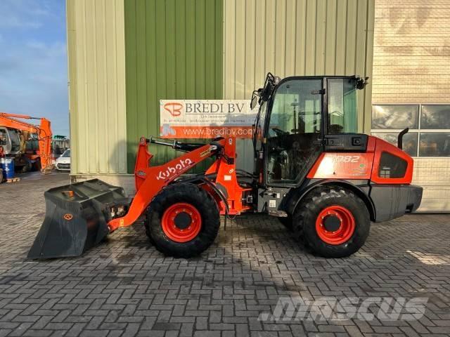 Kubota R 082 ホイールローダー・タイヤショベル
