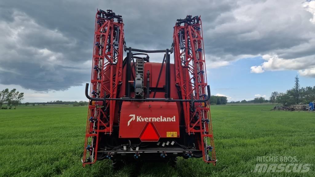 Kverneland B18 マウント型噴霧器