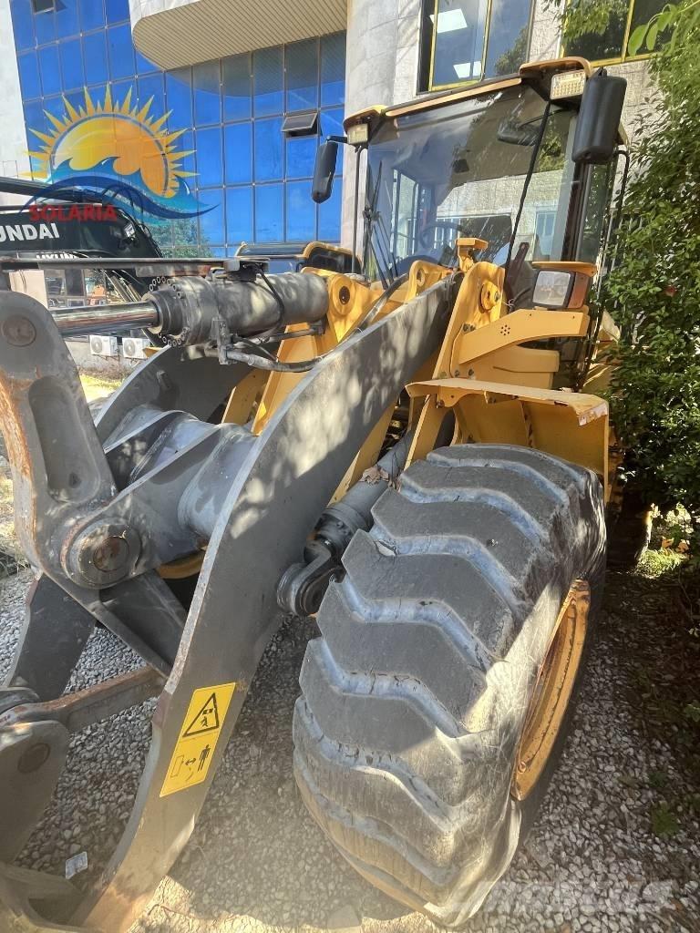 Volvo L 120 ホイールローダー・タイヤショベル