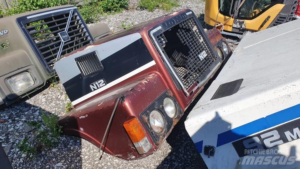 Volvo N7 - N12 HOOD キャビン及び内装