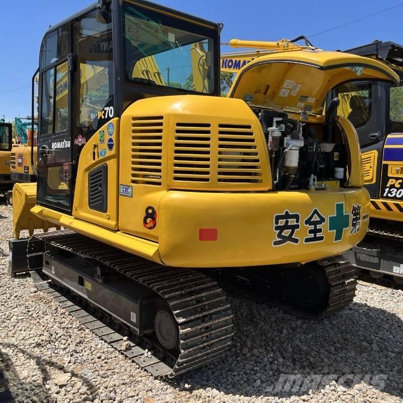 Komatsu PC 70 大型油圧ショベル12t以上（パワーショベル・ユンボ）