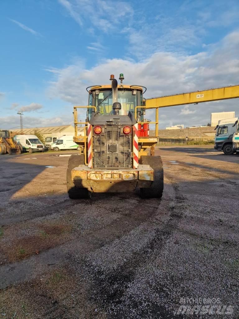 Bell L 1506 E ホイールローダー・タイヤショベル