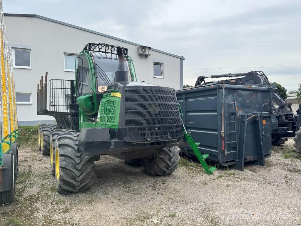 John Deere 1510 G フォワーダー