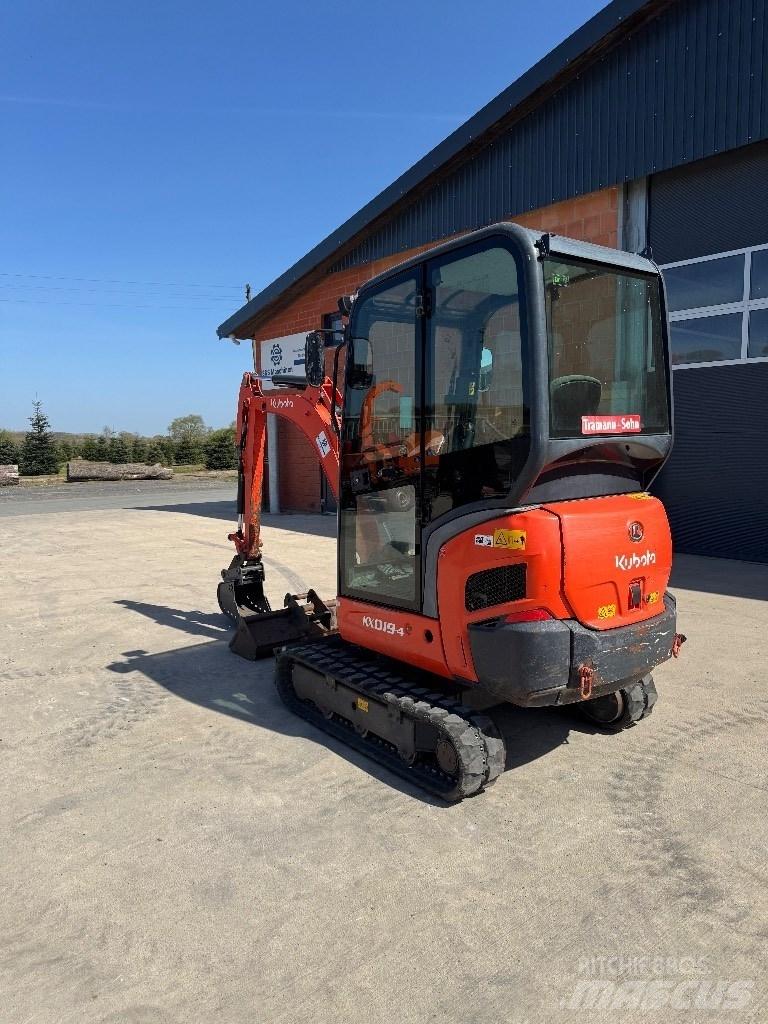 Kubota KX 019-4 ミニ油圧ショベル 7t以下（ミニユンボ・ミニディガー）