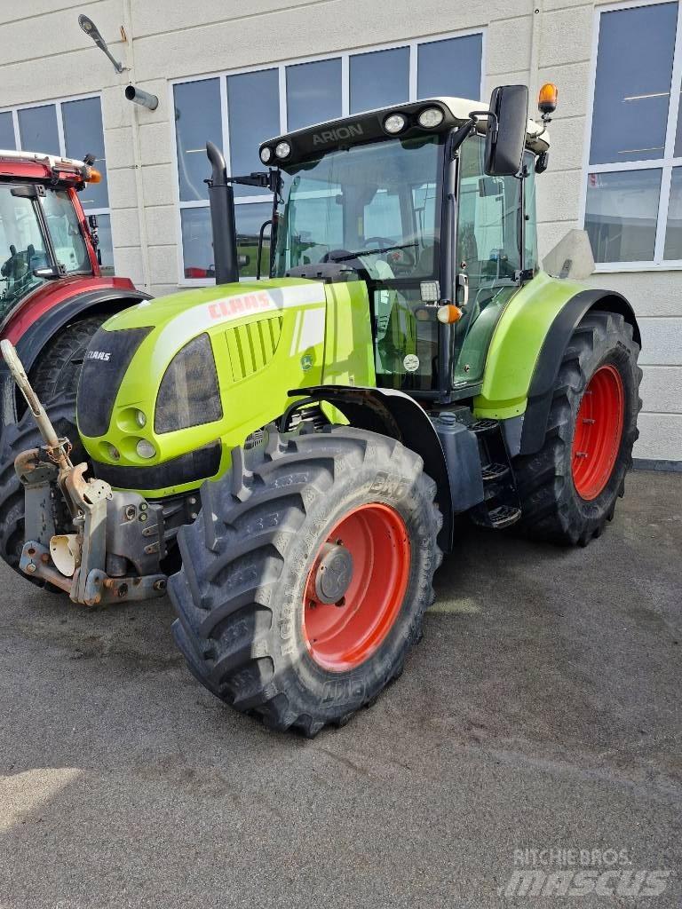 CLAAS Arion 640 トラクター