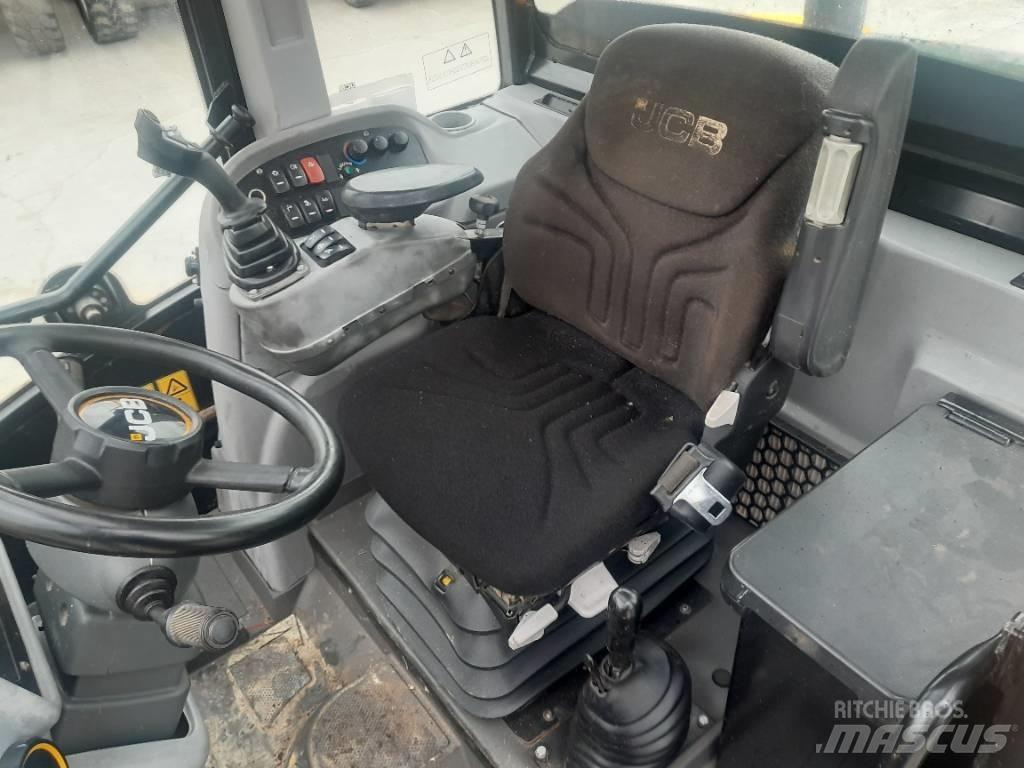 JCB TM 320 S 農業用テレハンドラー