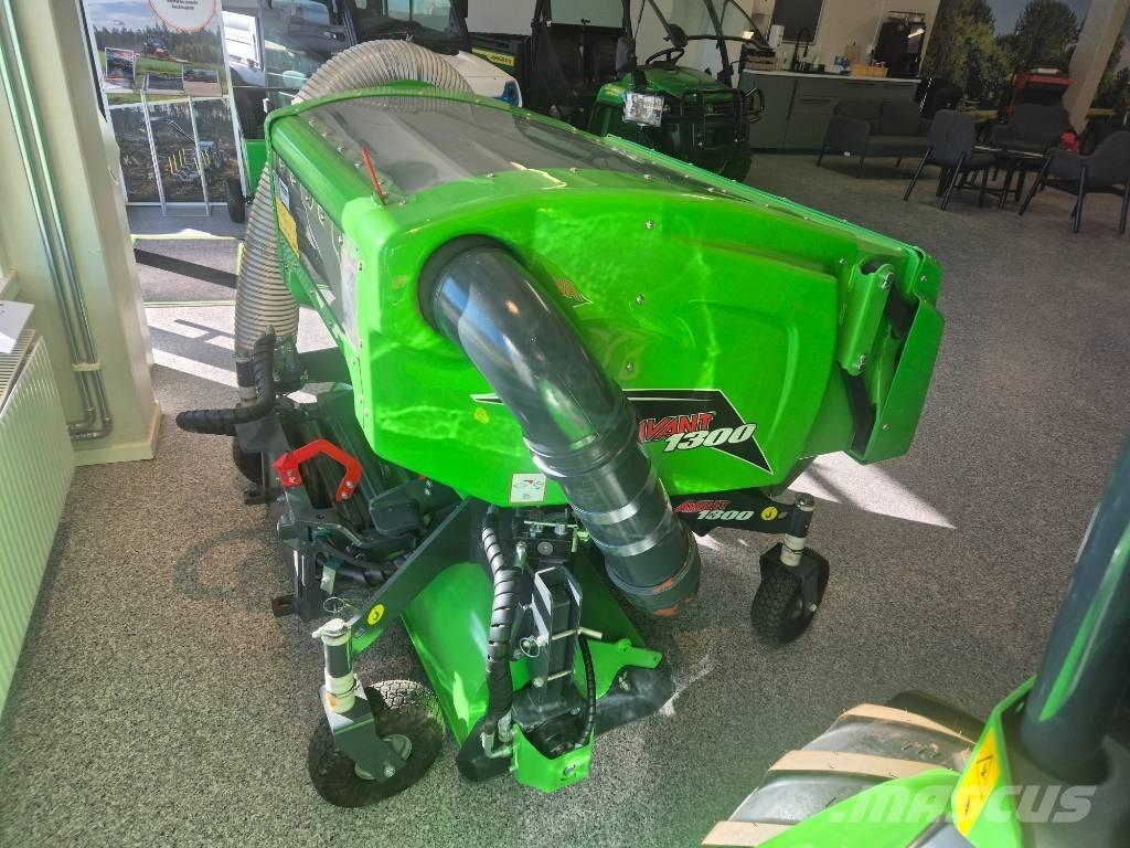 Avant Lövsug DEMO スキッドステアローダー