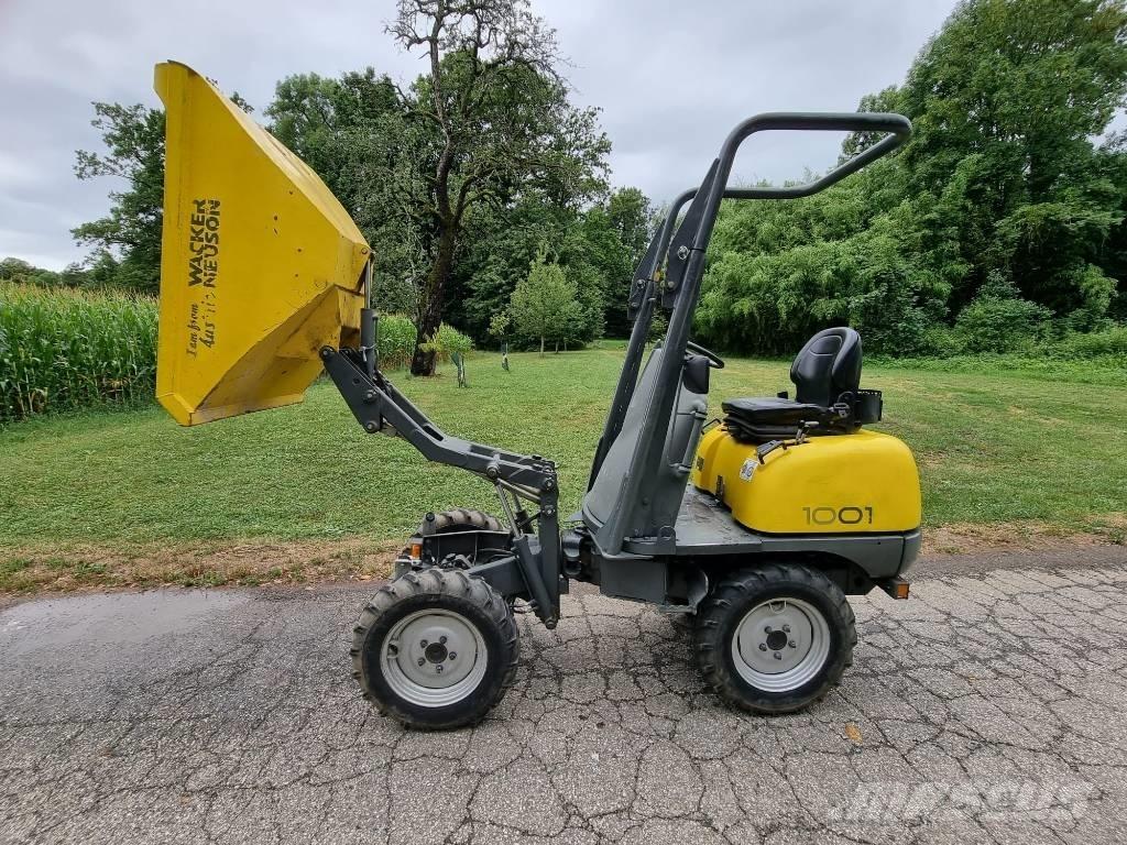 Wacker Neuson 1001 サイト　ダンプ