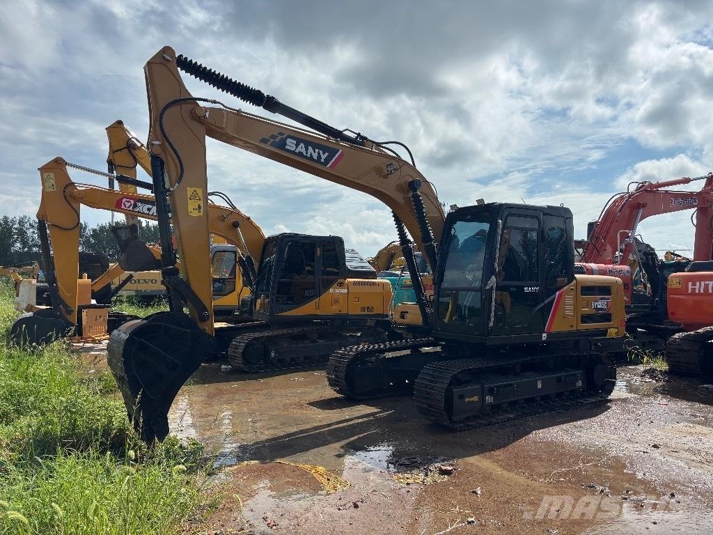 Sany SY 135 C 大型油圧ショベル12t以上（パワーショベル・ユンボ）