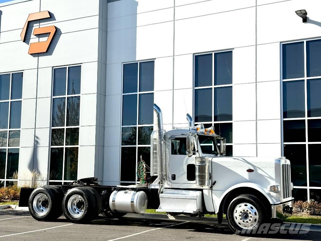 Peterbilt 389 中古トラクターヘッド | トレーラーヘッド