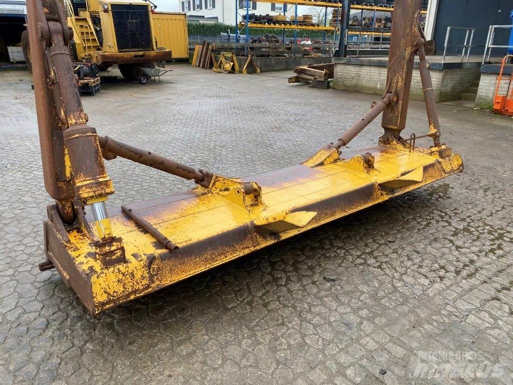 CAT D65 PX ブレード