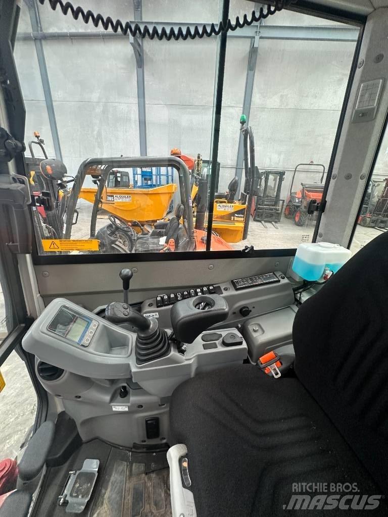 Takeuchi TB 325 R ミニ油圧ショベル 7t以下（ミニユンボ・ミニディガー）