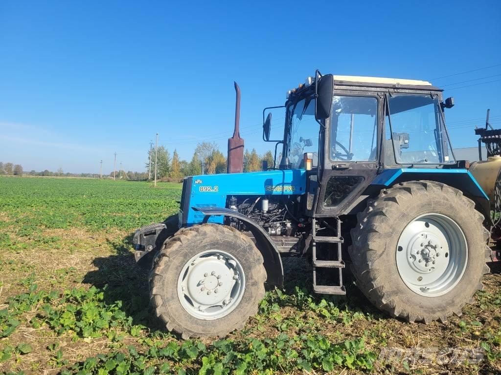 Belarus MTZ 892 トラクター