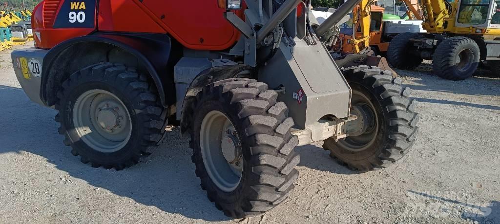 Komatsu WA 90 ホイールローダー・タイヤショベル