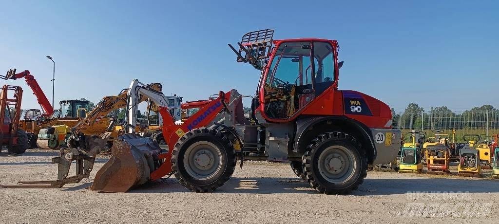 Komatsu WA 90 ホイールローダー・タイヤショベル