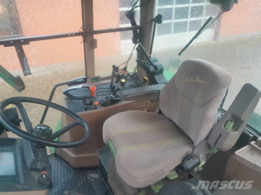 John Deere 7800 トラクター