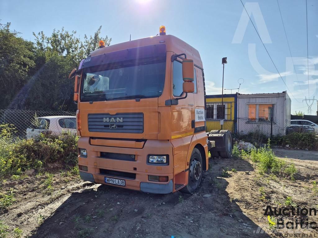 MAN TGA18.440 中古トラクターヘッド | トレーラーヘッド