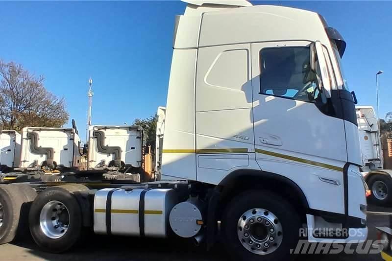 Volvo FH 440 その他トラック