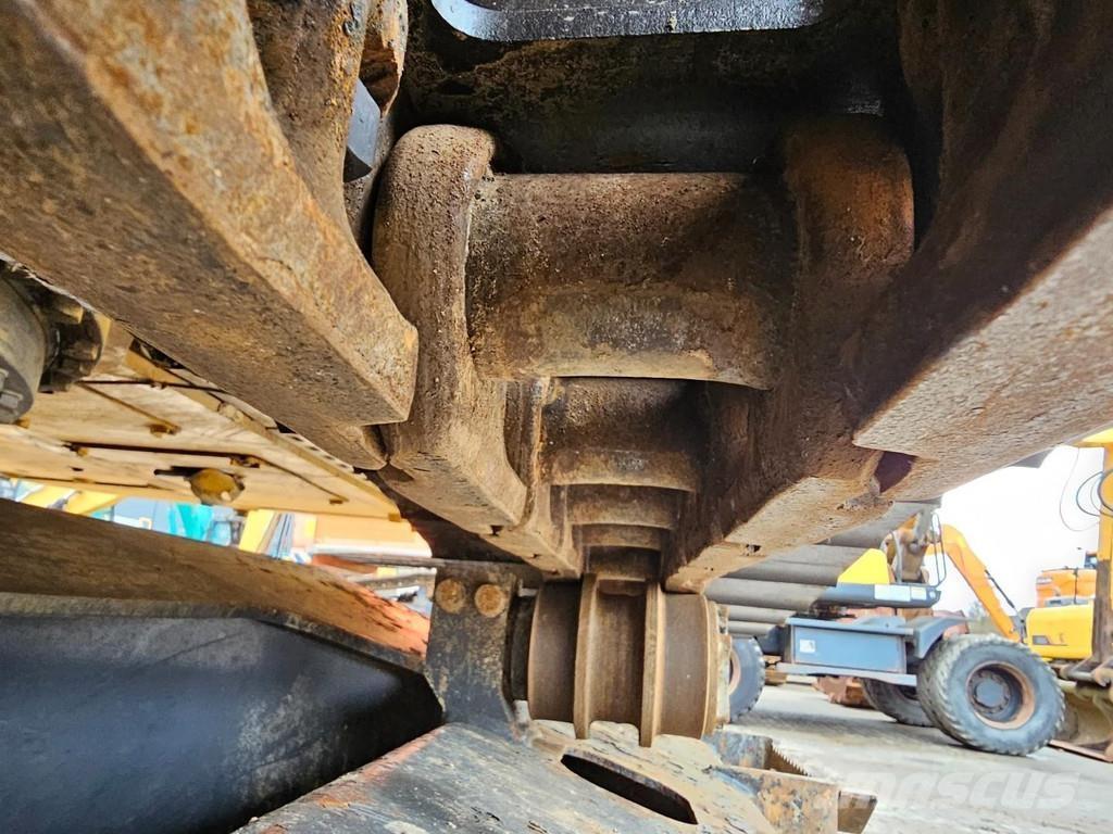 LiuGong 924E 大型油圧ショベル12t以上（パワーショベル・ユンボ）