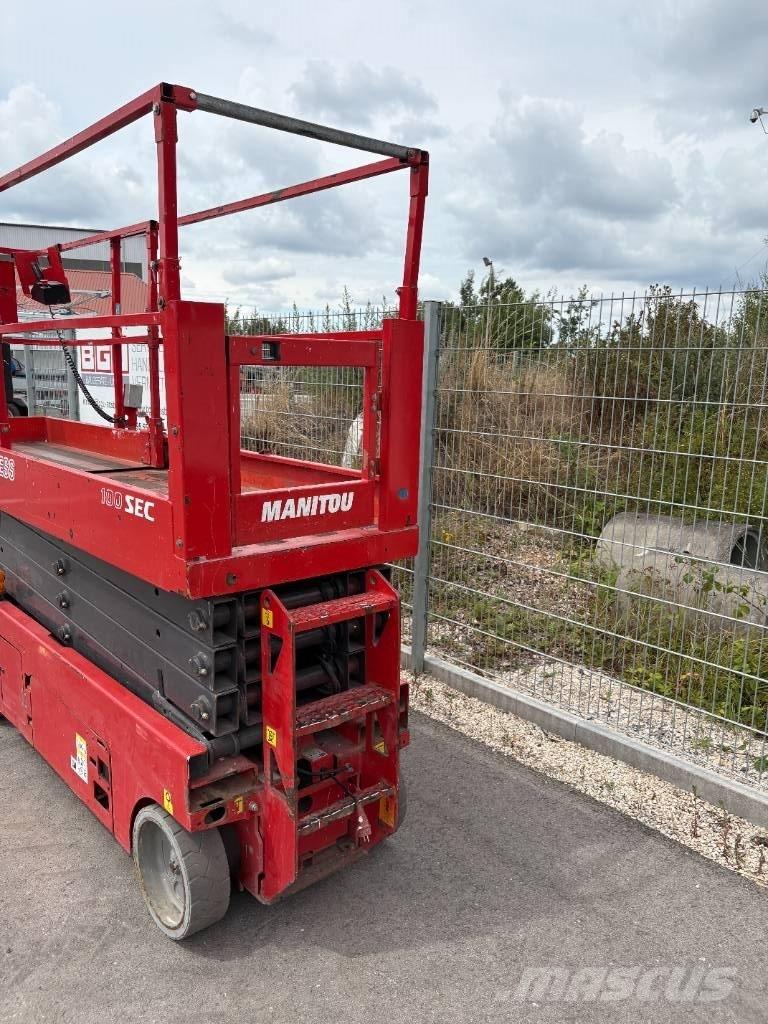 Manitou 100 SEC シザースリフト