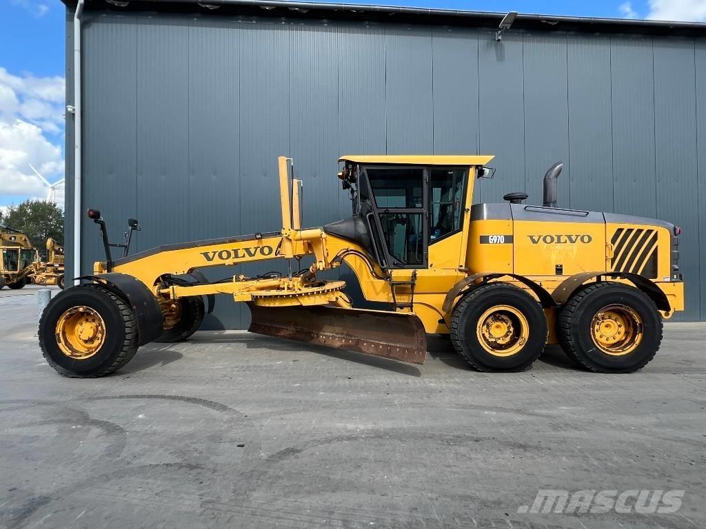 Volvo G970 モーターグレーダー
