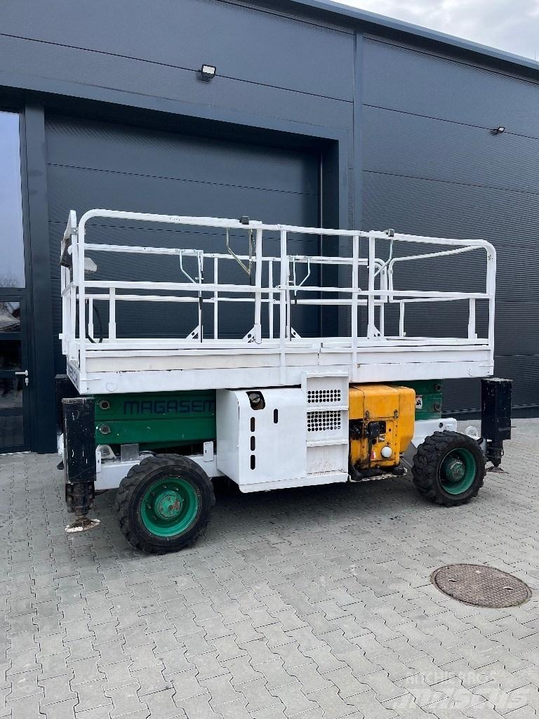 Haulotte H 12 SX シザースリフト