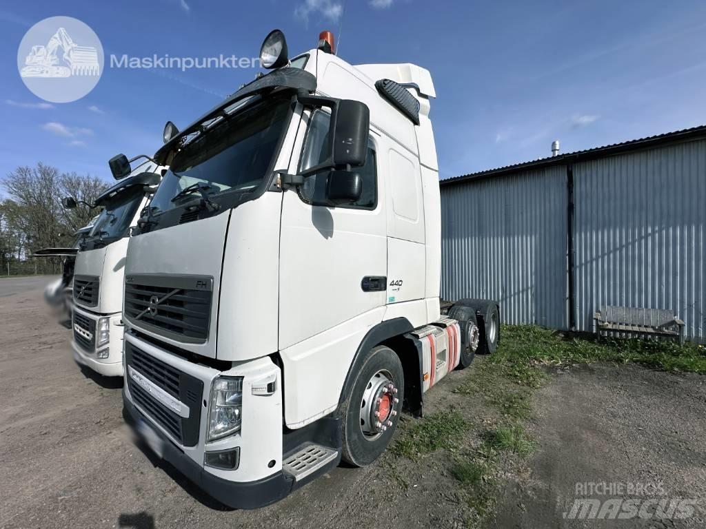 Volvo FH 440 Puscher 中古トラクターヘッド | トレーラーヘッド