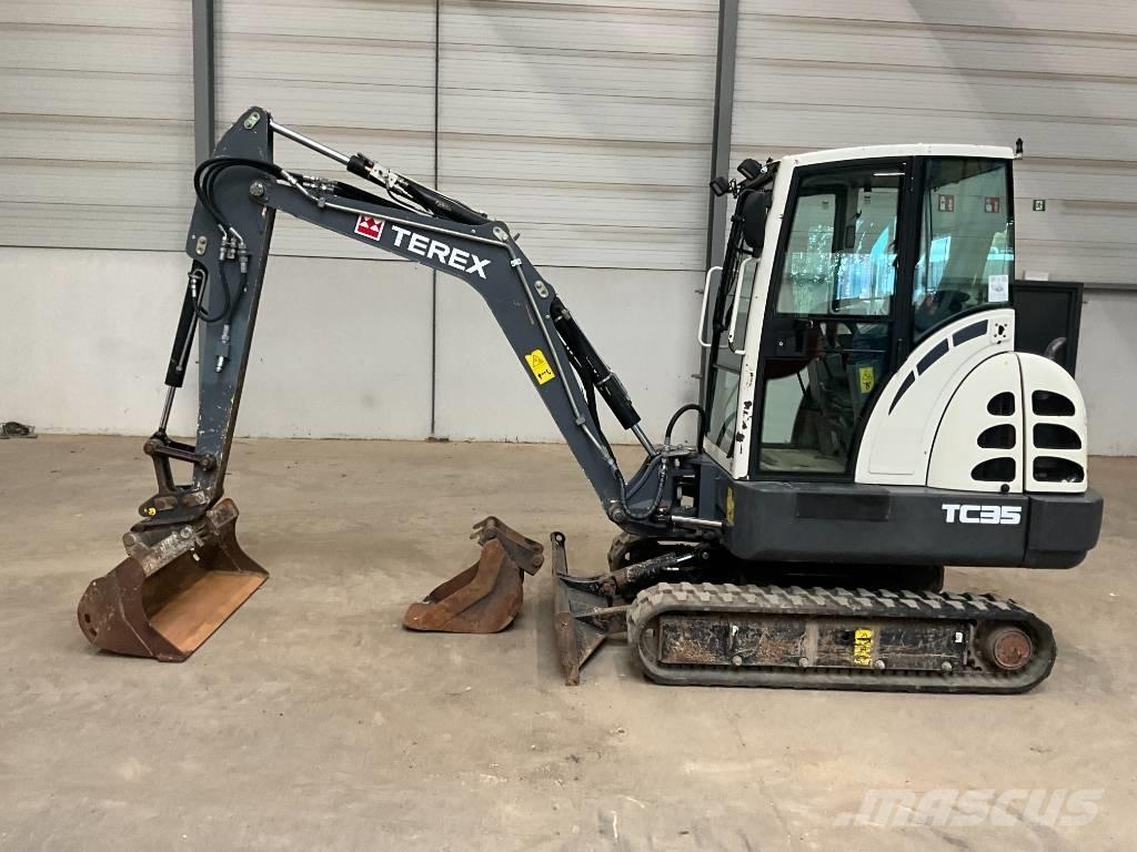 Terex TC 35 ミニ油圧ショベル 7t以下（ミニユンボ・ミニディガー）